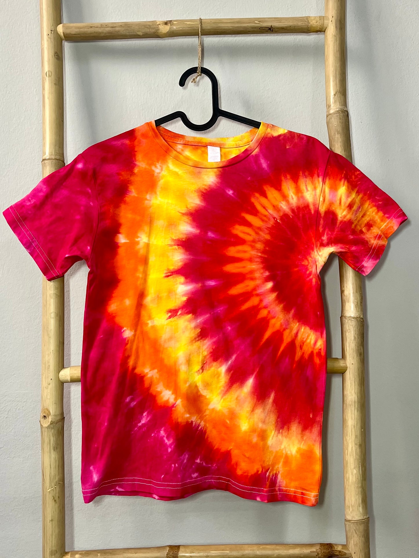 Kids Lava Fanfold Tie Dye T-Shirt – Hot Water