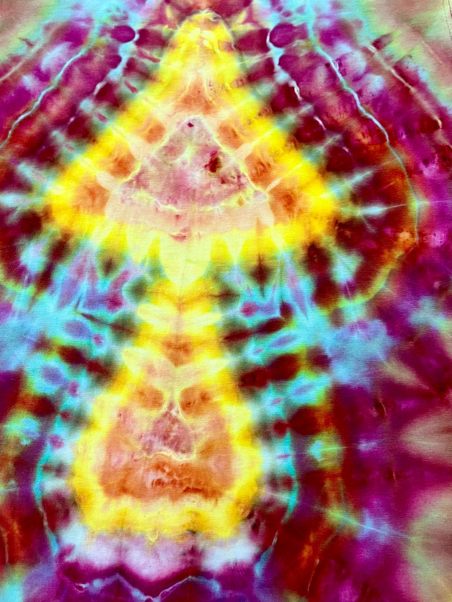 🍄 Mushroom Tie Dye T-Shirt – Size S 🍄