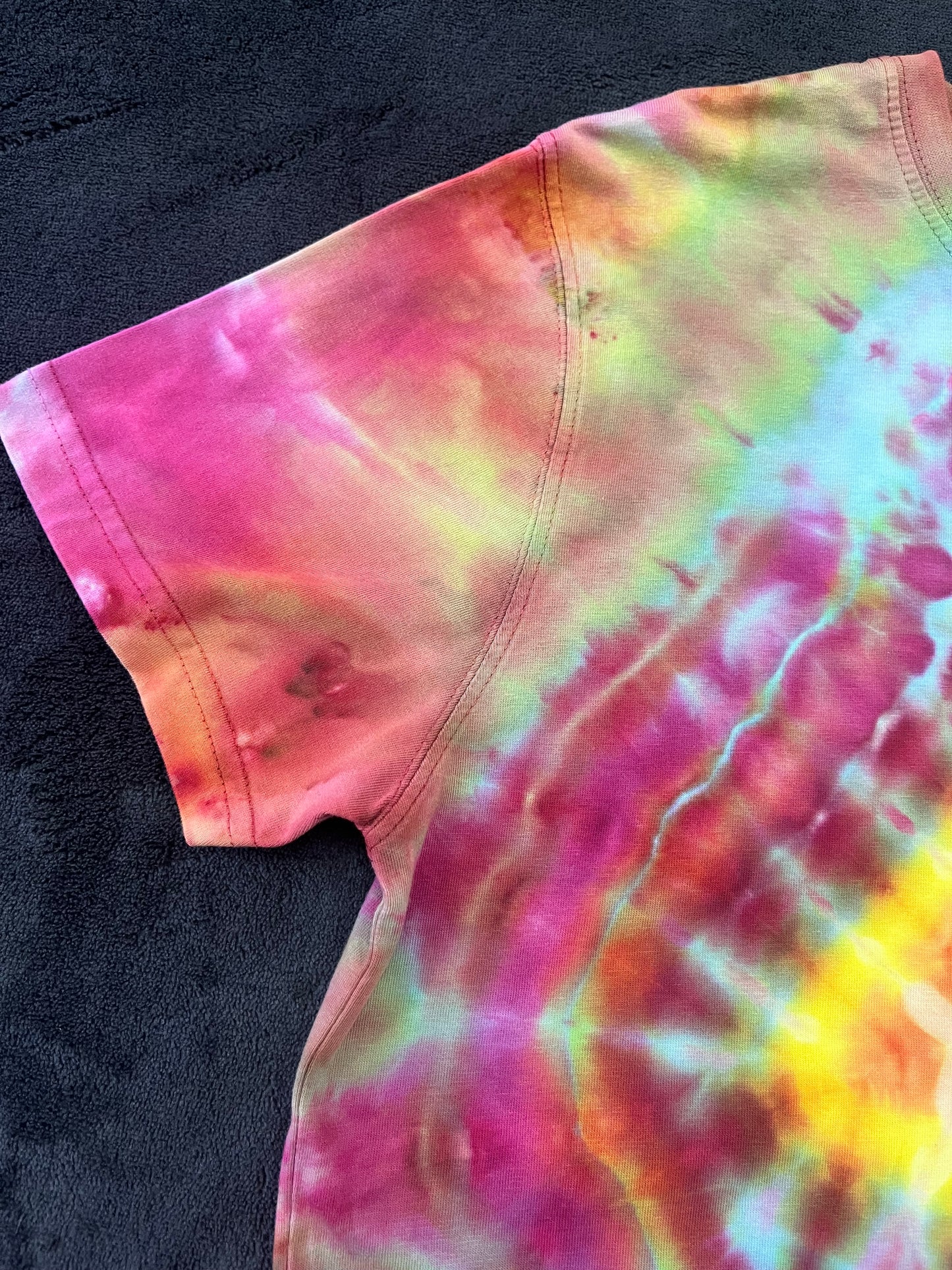 🍄 Mushroom Tie Dye T-Shirt – Size S 🍄