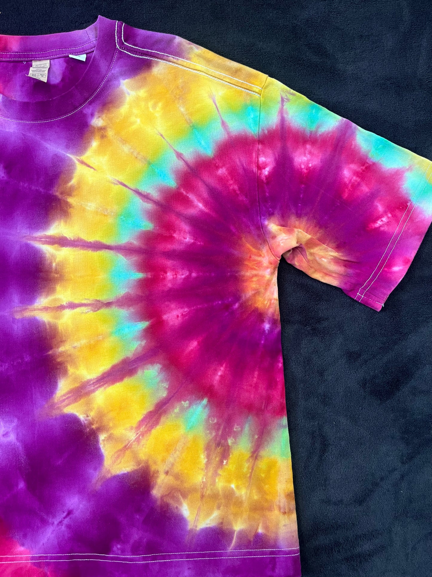 🌈 Hot Water Boxy Tie Dye T-Shirt – 240g Cotton 🌈