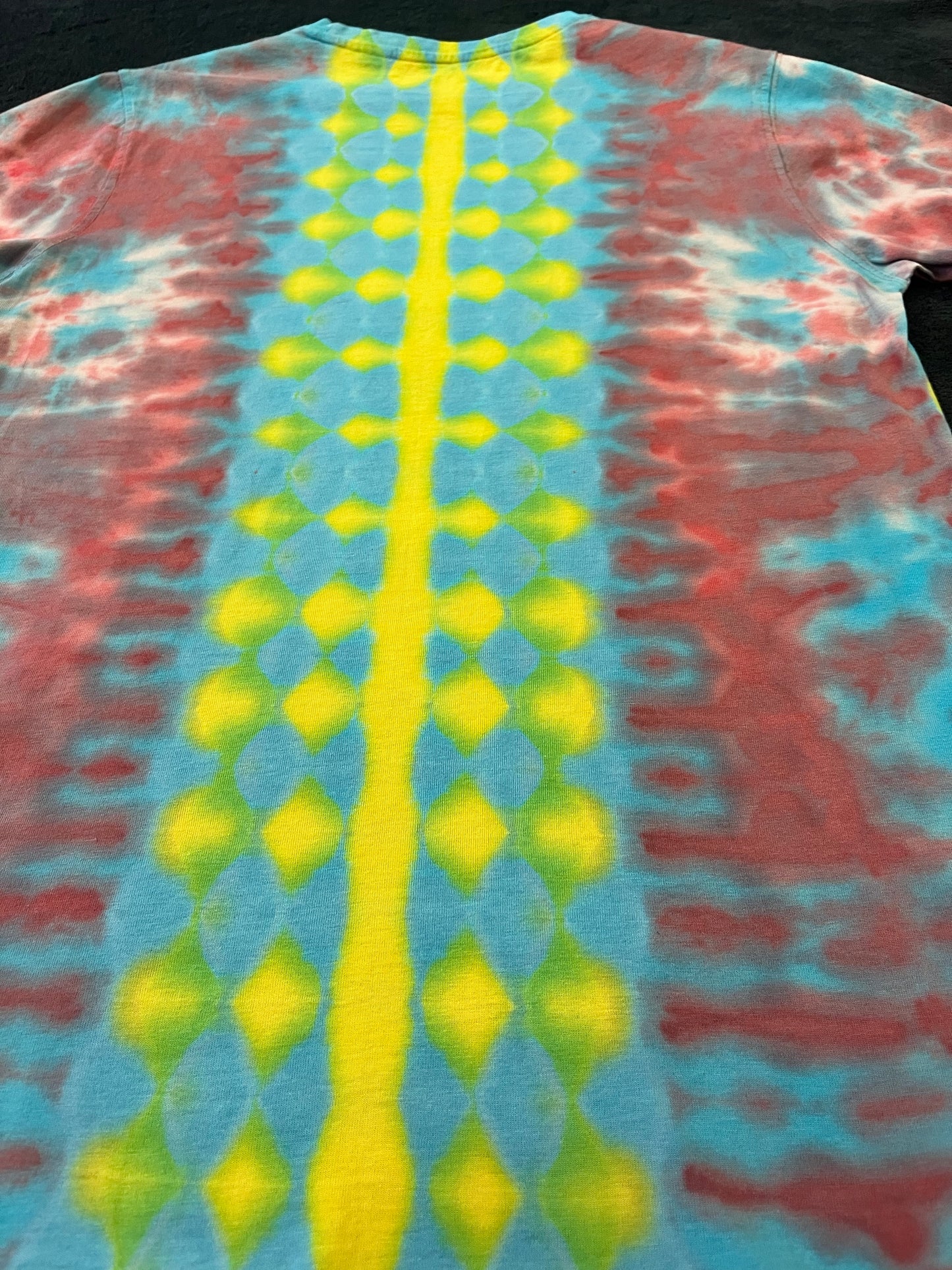 ⭐ Star Tie Dye T-Shirt – Size XS ⭐