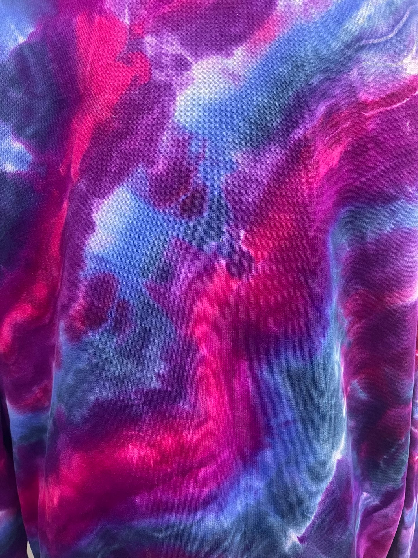 Sudadera con capucha tie-dye de espiral nebulosa